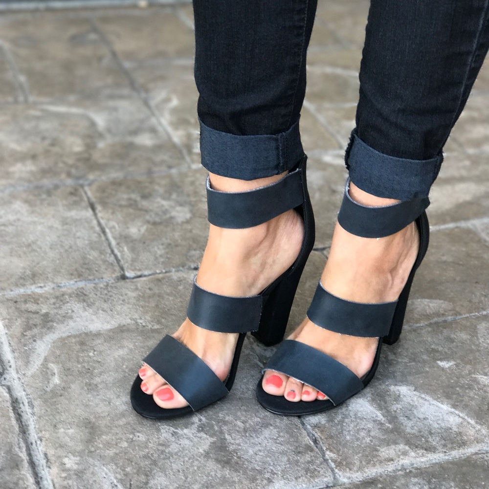 Mat Black Soft Distressed Three Strap Sandal - Picture 3 of 8