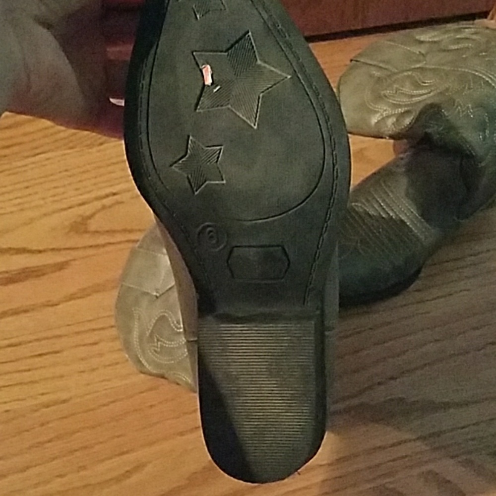 Super cute cowgirl boots - Picture 5 of 5
