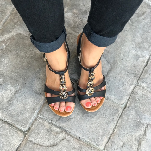 Jeweled Rhinestones Platform Wedge Sandal - Picture 2 of 8