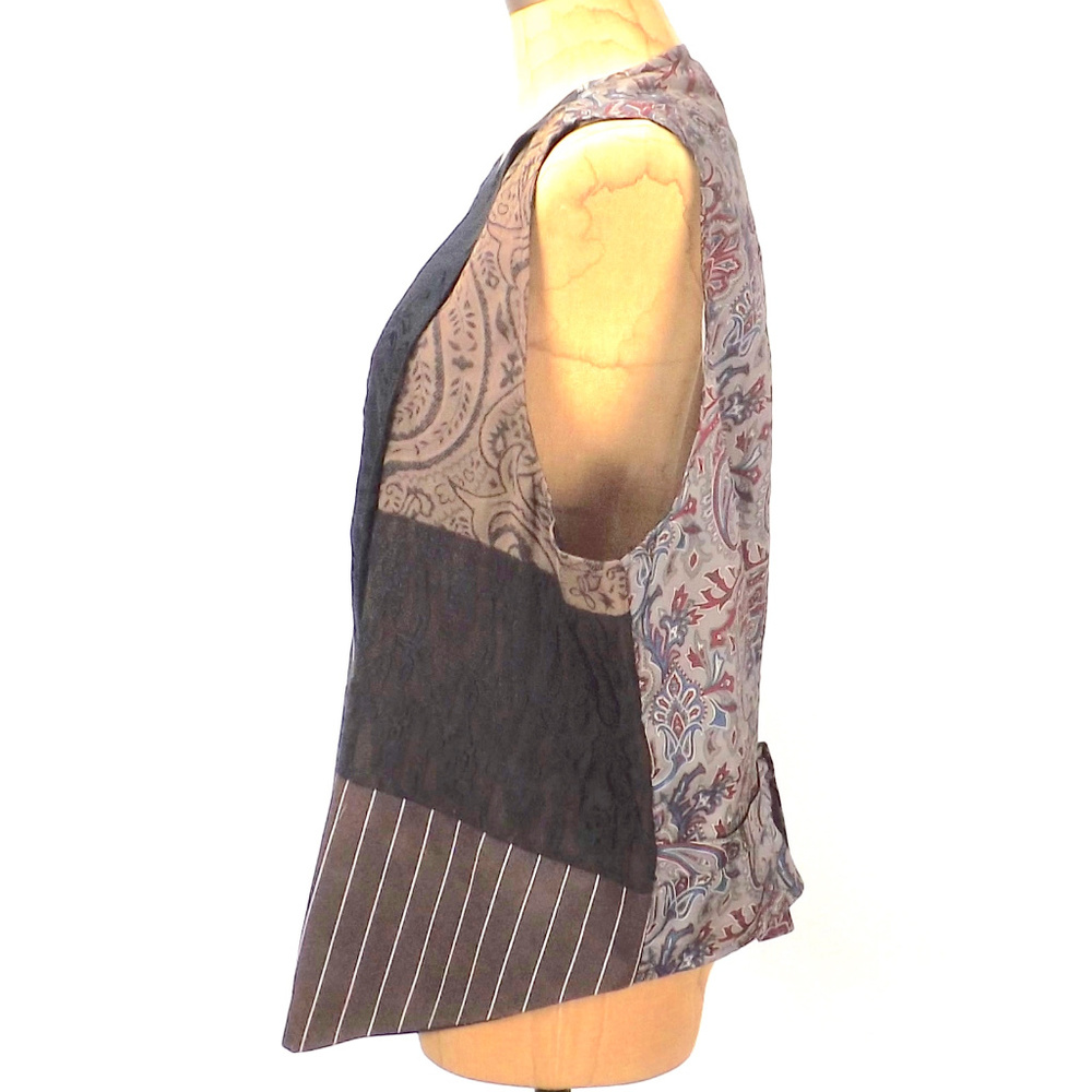 SOLD vintage vest lapel patchwork paisley open - Picture 4 of 7