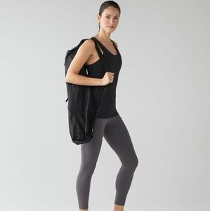 ☺ LULULEMON REVEAL RACERBACK TANK ☺