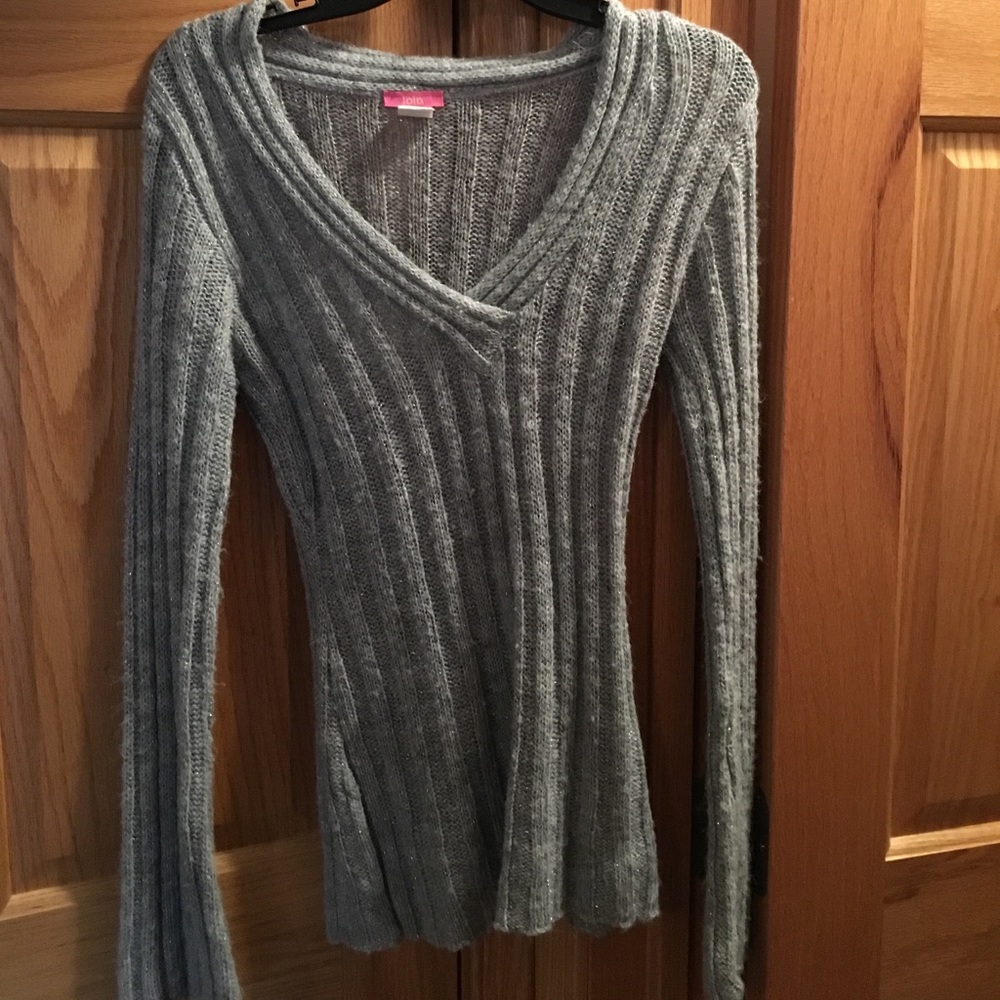 Vneck sweater