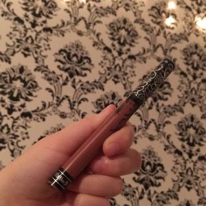 💋Kat Von D Everlasting Liquid Lipstick - Lolita💋