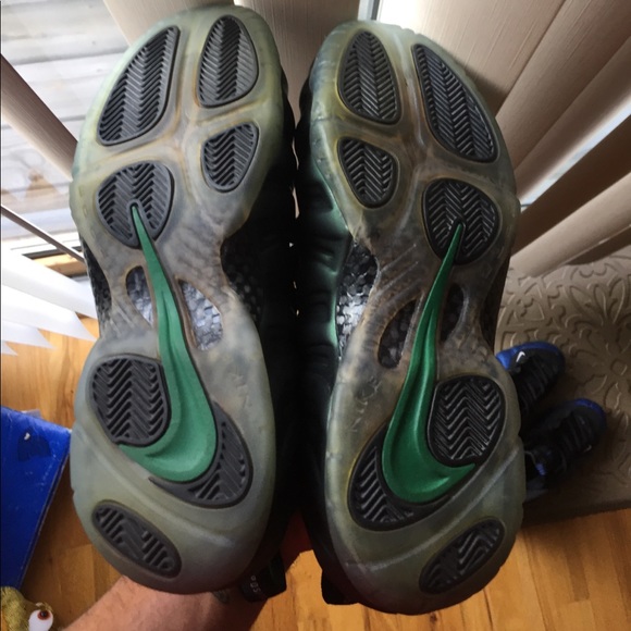 2011 PINE GREEN FOAMPOSITES - Picture 2 of 8