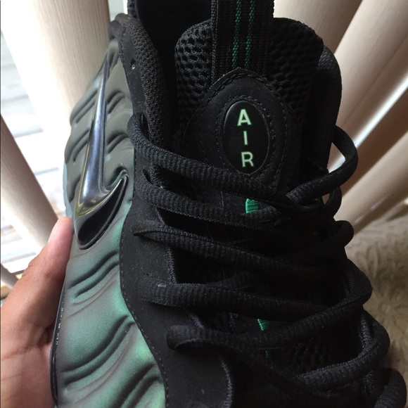 2011 PINE GREEN FOAMPOSITES - Picture 4 of 8