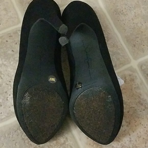 Jessica Simpson black pumps - Picture 3 of 3