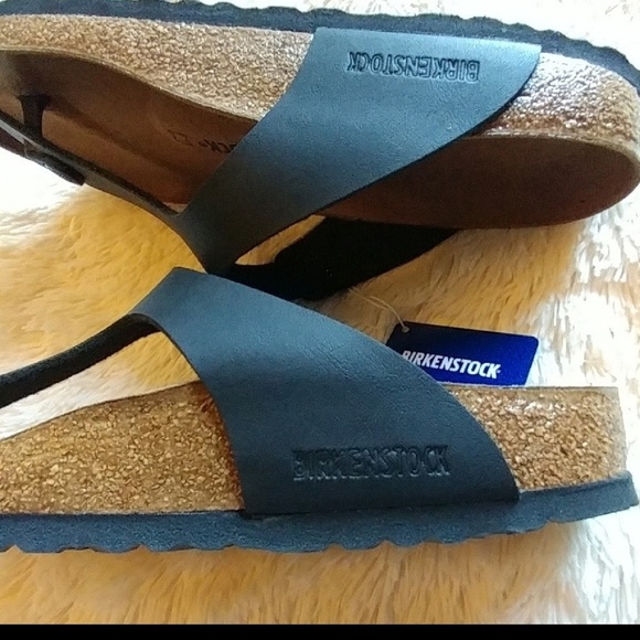 Birkenstock Sandals🎉PRICE FIRM🎉🎉 - Picture 4 of 8