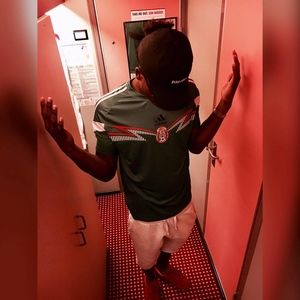 Meet your Posher, Elijah