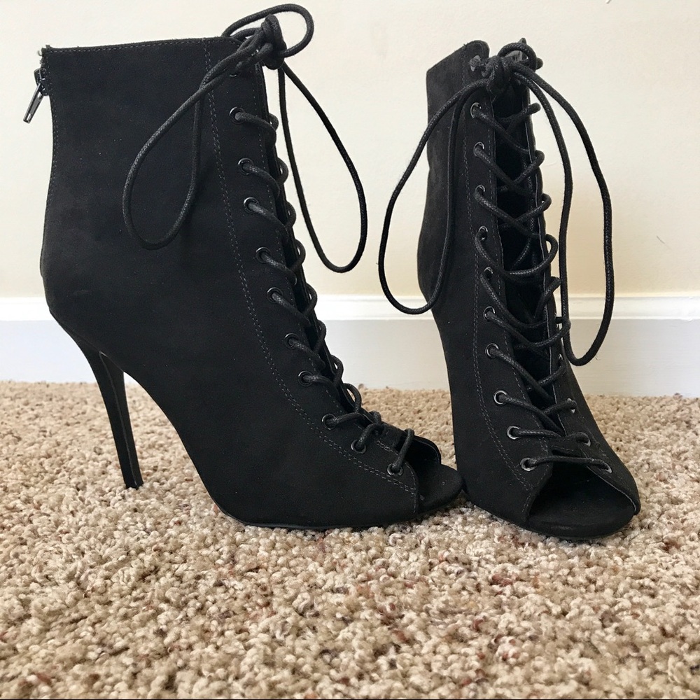 Size 7 peep-toe heels/stilettos/boots