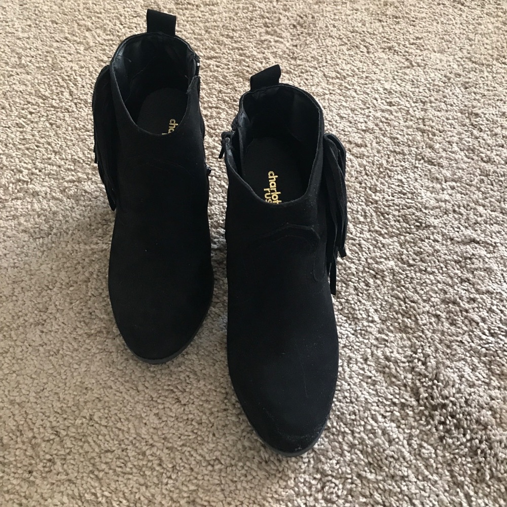 Brand new black boots