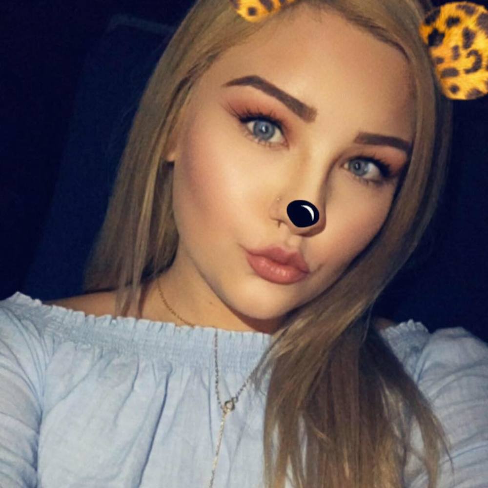 Meet your Posher, Abby