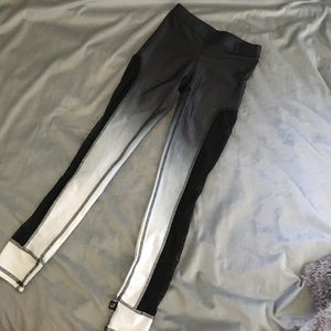 NWOT Terez Hombre Mesh Cutout Leggings