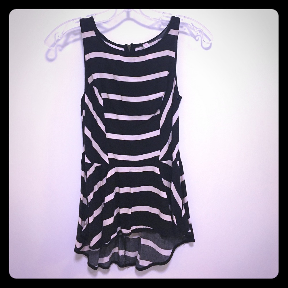 Xhilaration peplum top