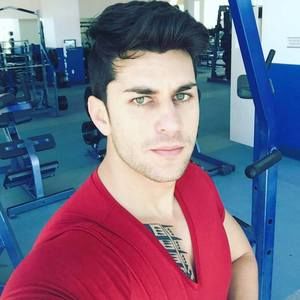 Meet your Posher, Maikel