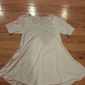 NWOT lularoe White Perfect Tee