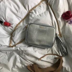 NWOT VS Silver Crossbody Bag 👽