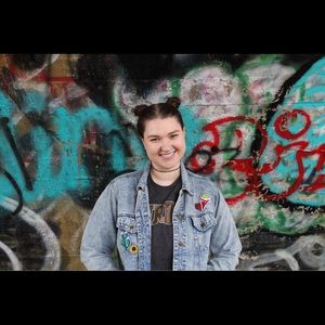 Meet your Posher, Lori