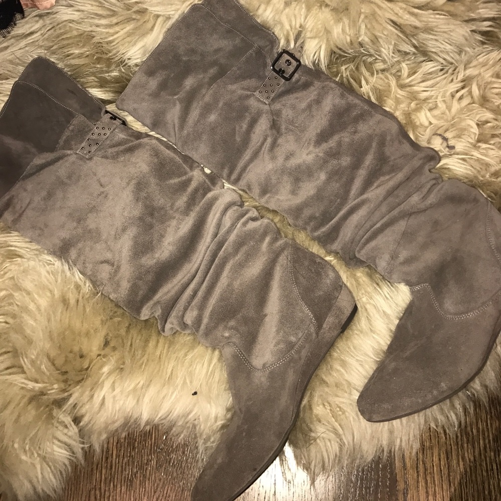 ❌ Preloved Jessica Simpson thigh high boots