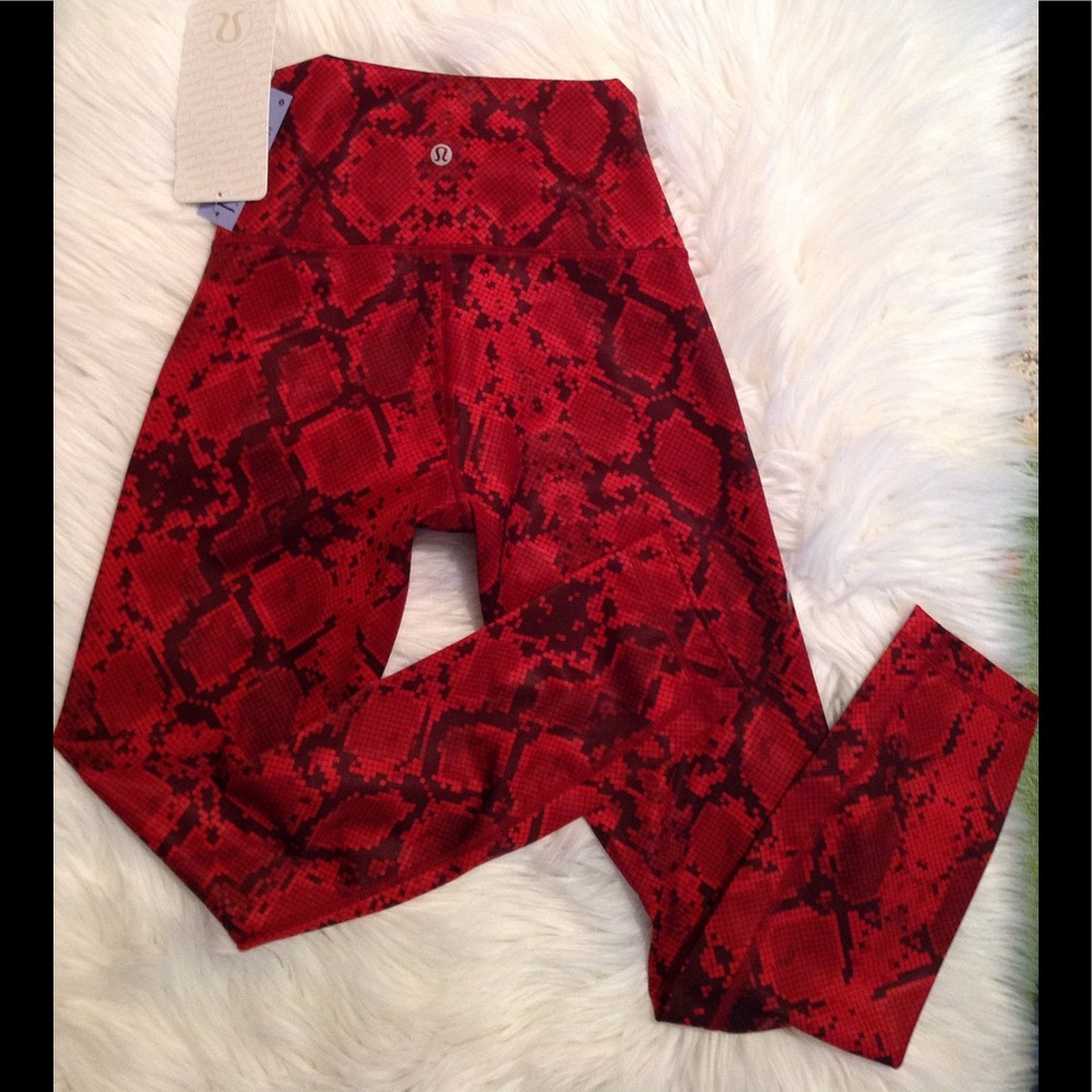Lululemon High Times Pant - Picture 5 of 8