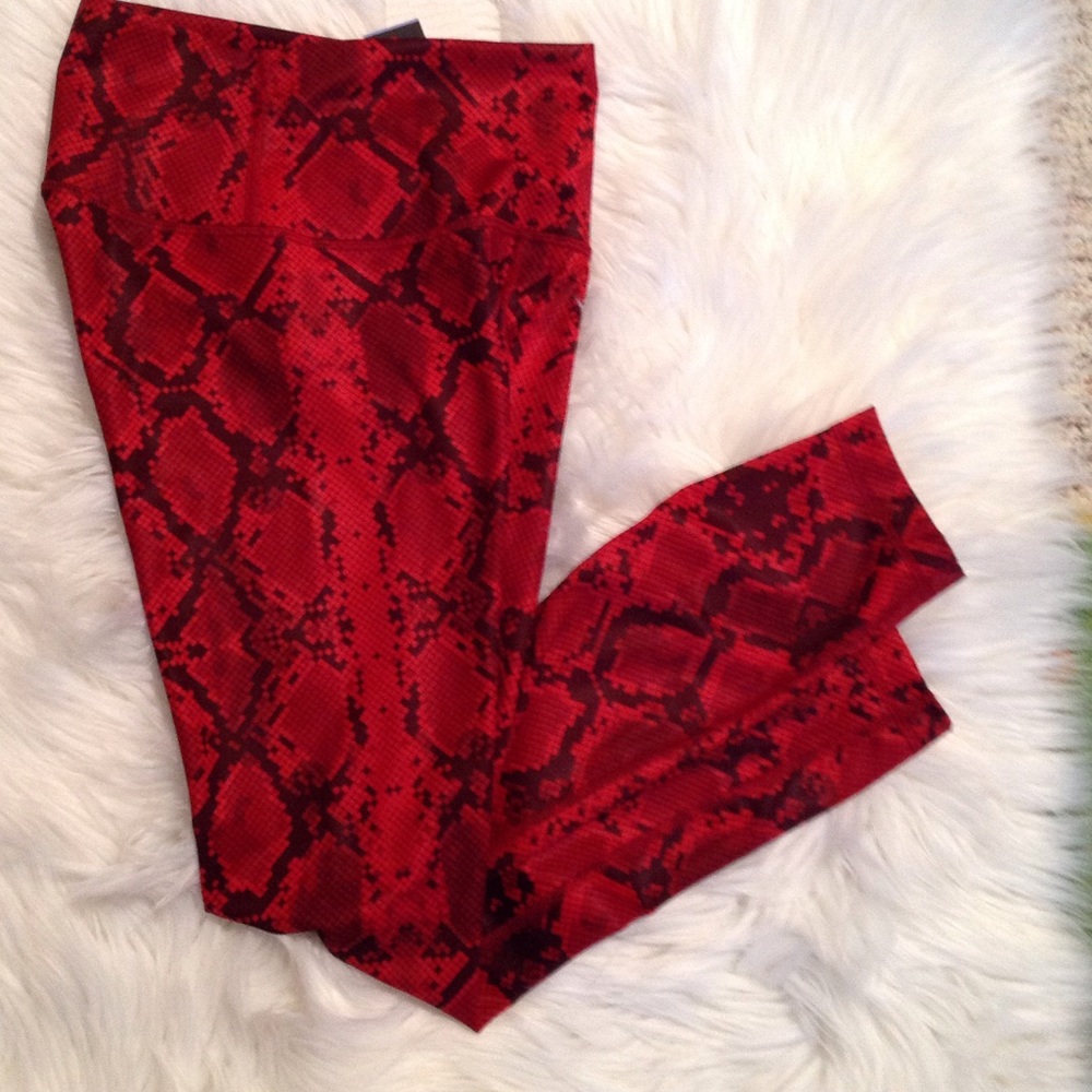 Lululemon High Times Pant - Picture 6 of 8