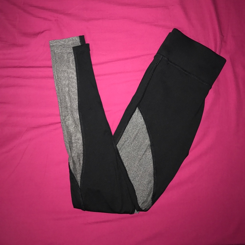 PINK ultimate leggings