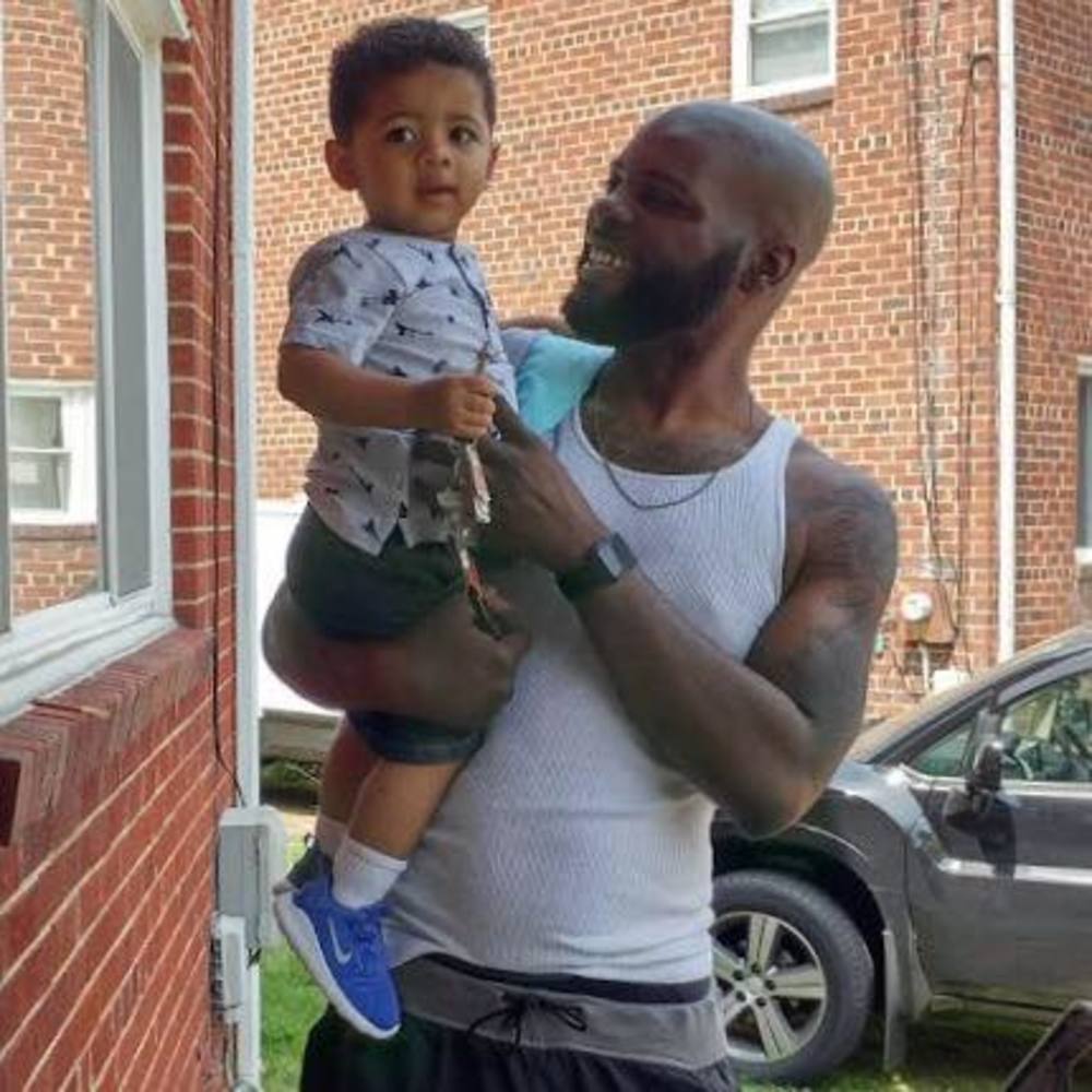 Meet your Posher, Max