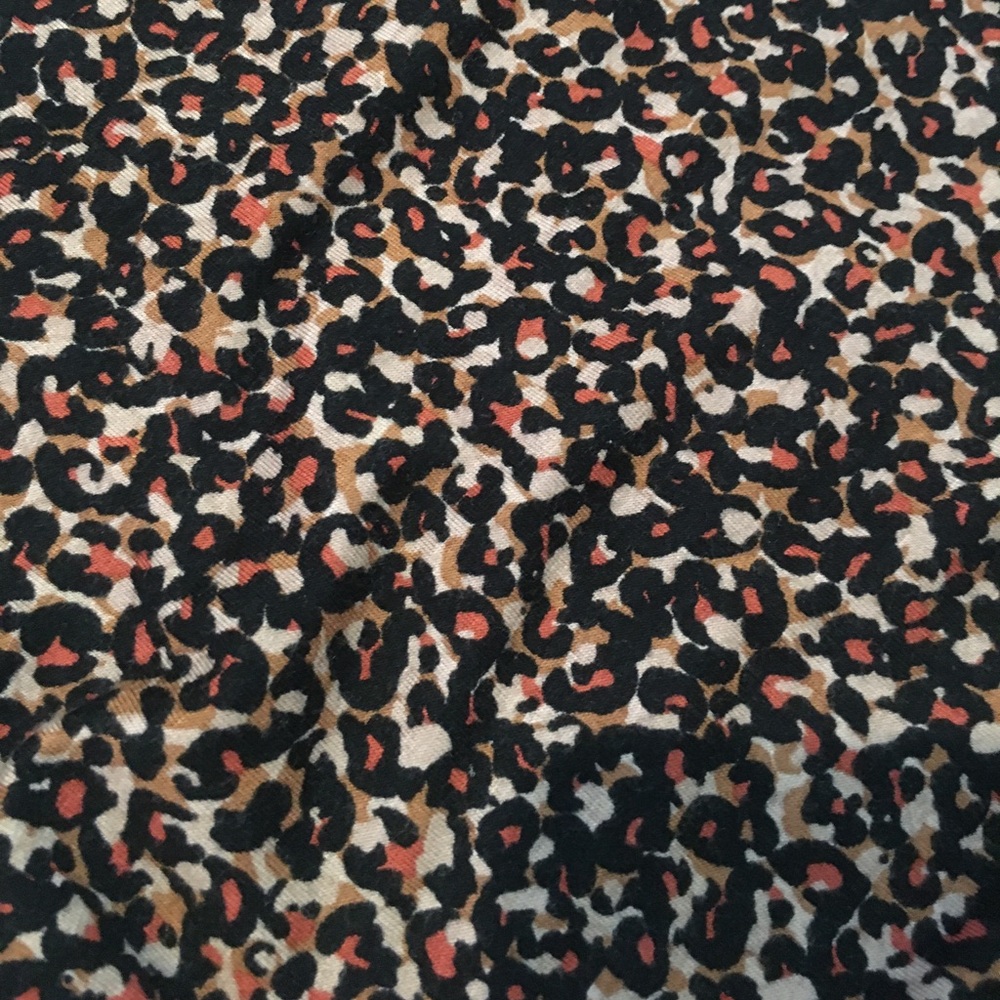 🛍 LOFT patterned top - Picture 2 of 7