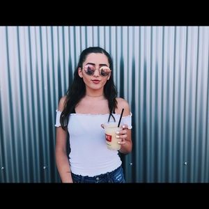 Meet your Posher, Jenny