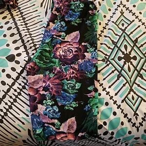 Agnes and Dora leggings