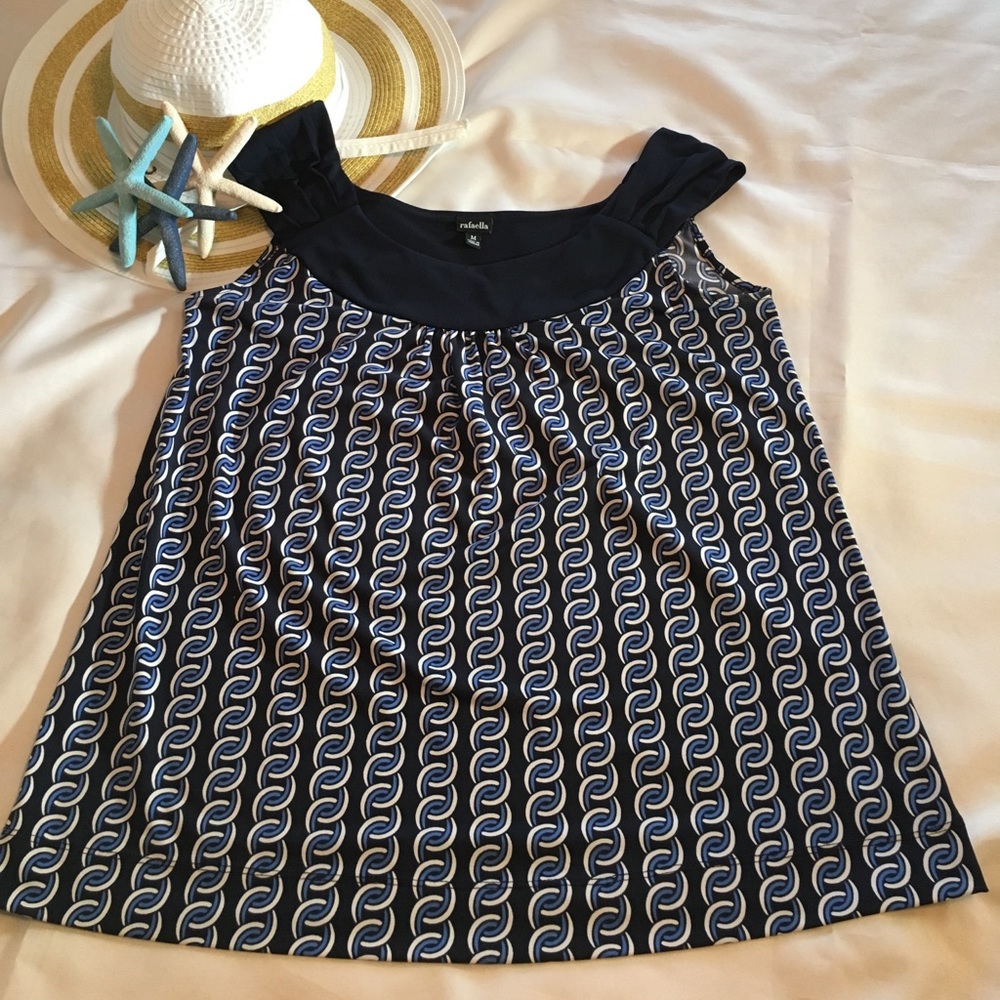 Rafaela patterned tank with 3 1/4" wide straps.
