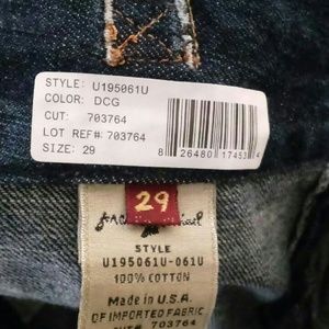 Brand new. Womens SEVEN JEANS!!!