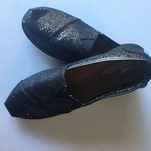 Girls Sparkly Black TOMS