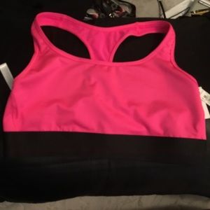 Victoria sports bra