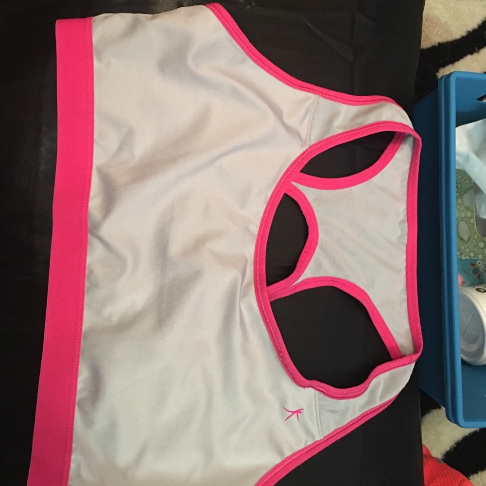 Sports bra