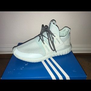 Adidas Tubular Radial
