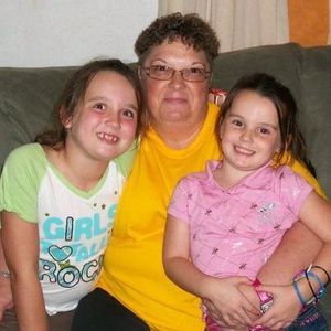 Meet your Posher, Louella