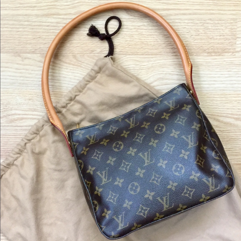 AUTHENTIC Louis Vuitton Monogram Looping mm