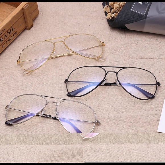 Classic vantage clear Lens Aviator Glasses - Picture 5 of 8