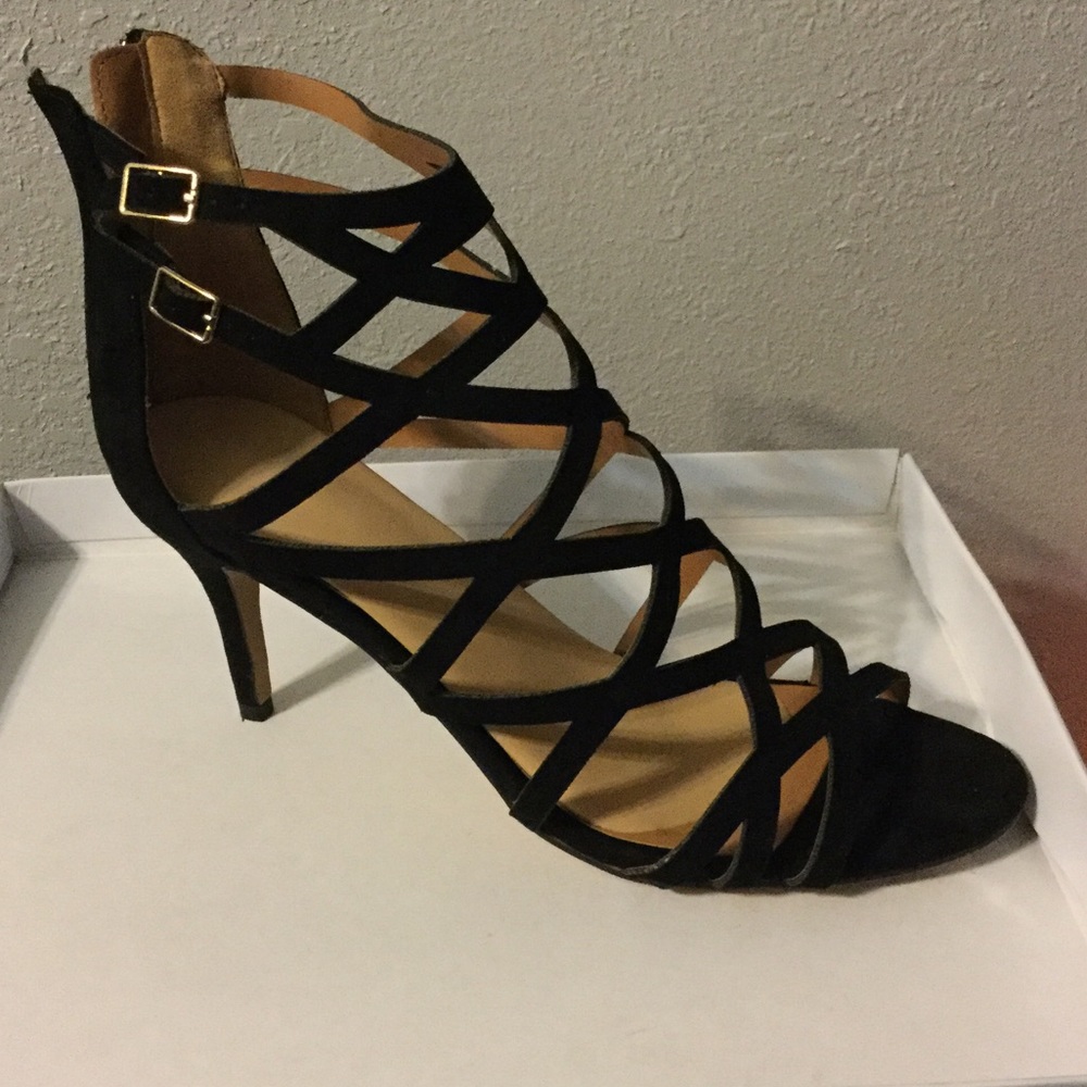 Woman's dress shoe