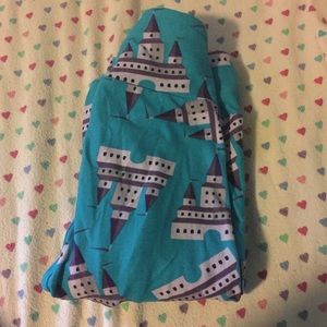 Disney Castle Leggings (damaged)