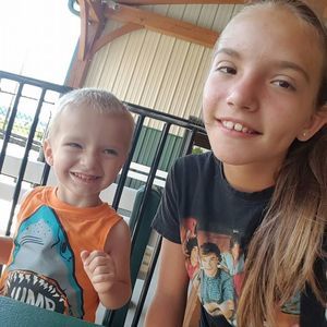 Meet your Posher, Rebecca