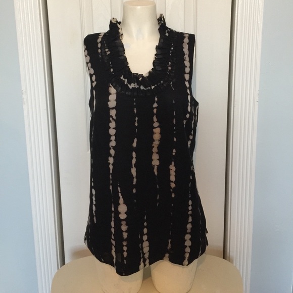 Beautiful Ann Taylor top - Picture 1 of 5