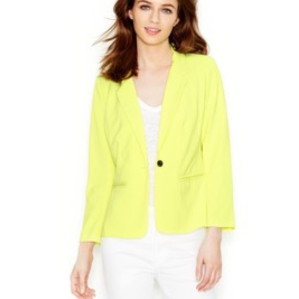 NWT Kensie Blazer Size Medium