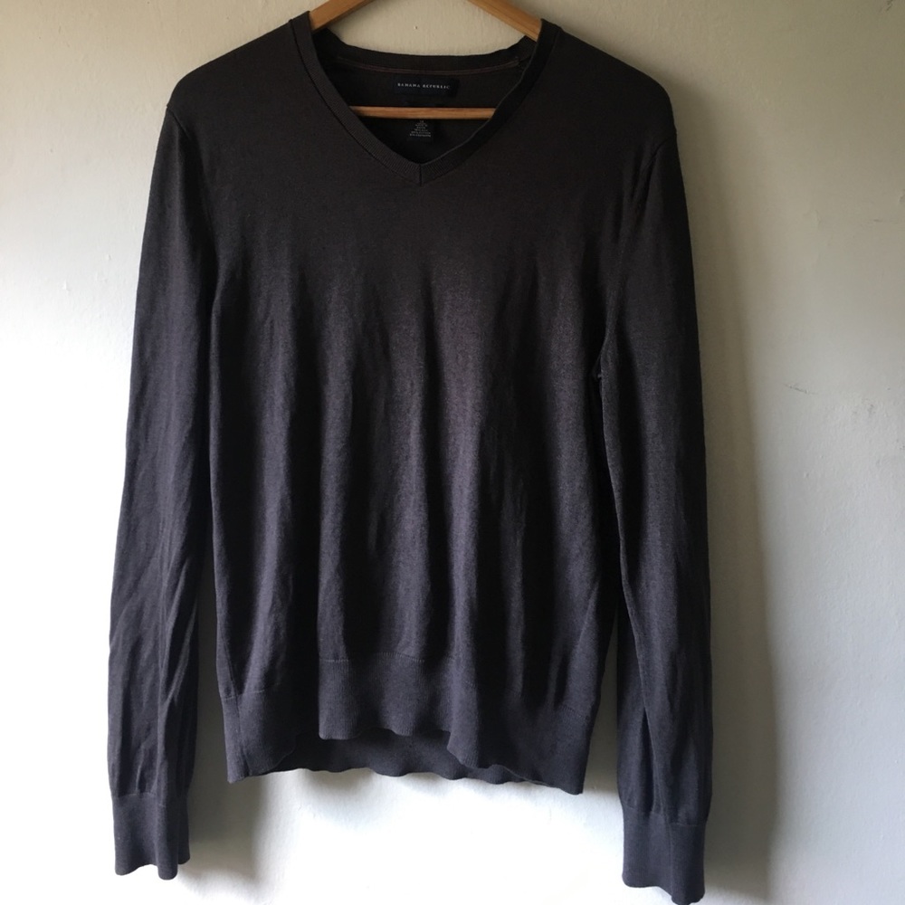Banana Republic Luxury Blend V Neck Light Sweater