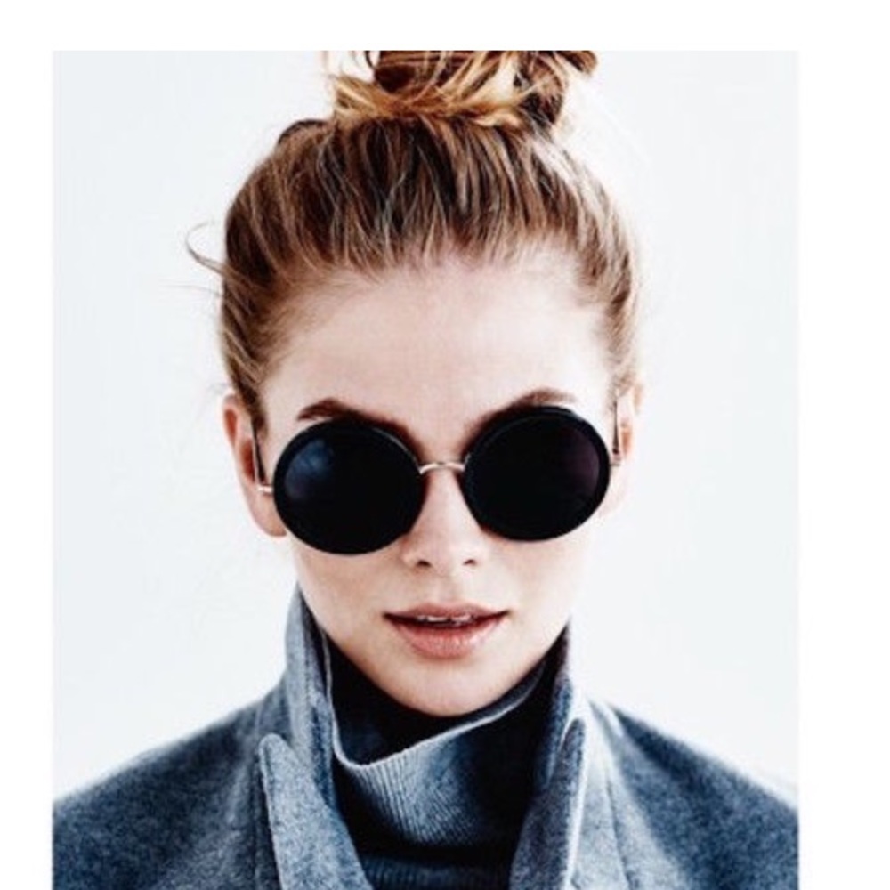 Linda FarrowXthe row sunglasses! Black/silver