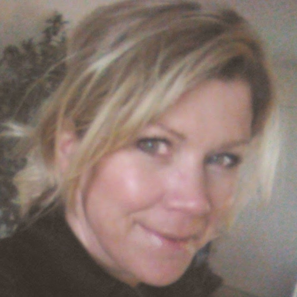 Meet your Posher, Saundra