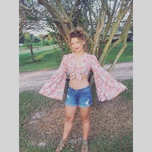 Meet your Posher, Michaela