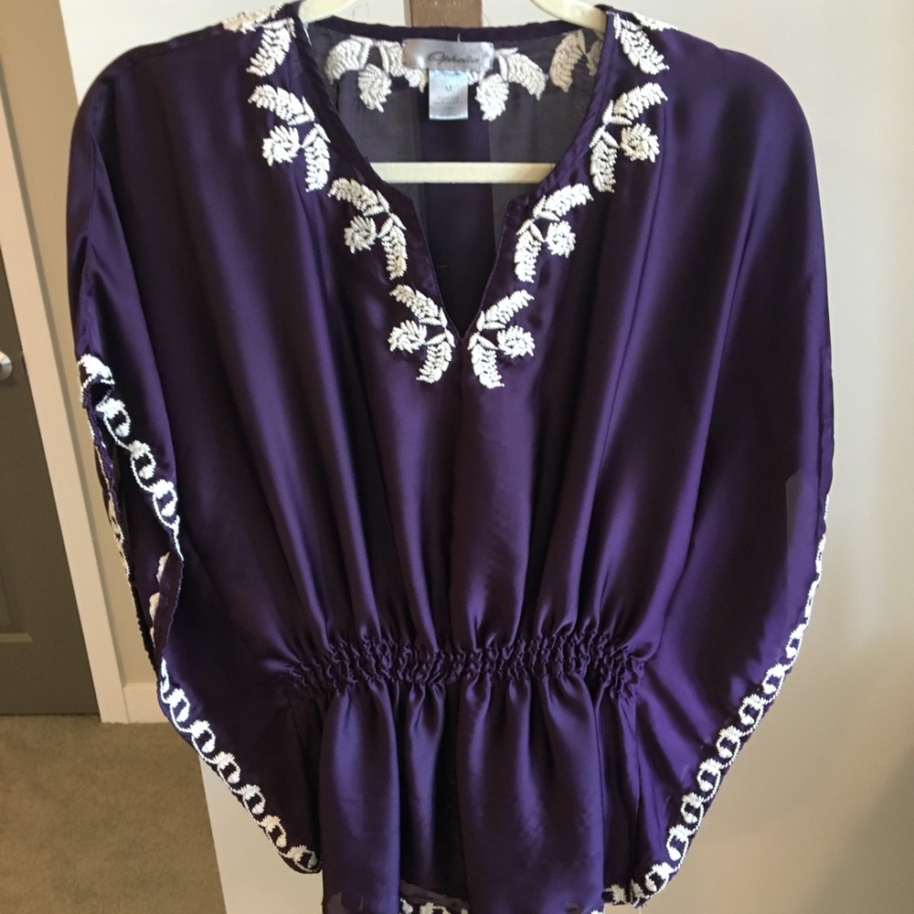 Eggplant blouse with scroll stitching