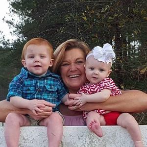 Meet your Posher, Pam