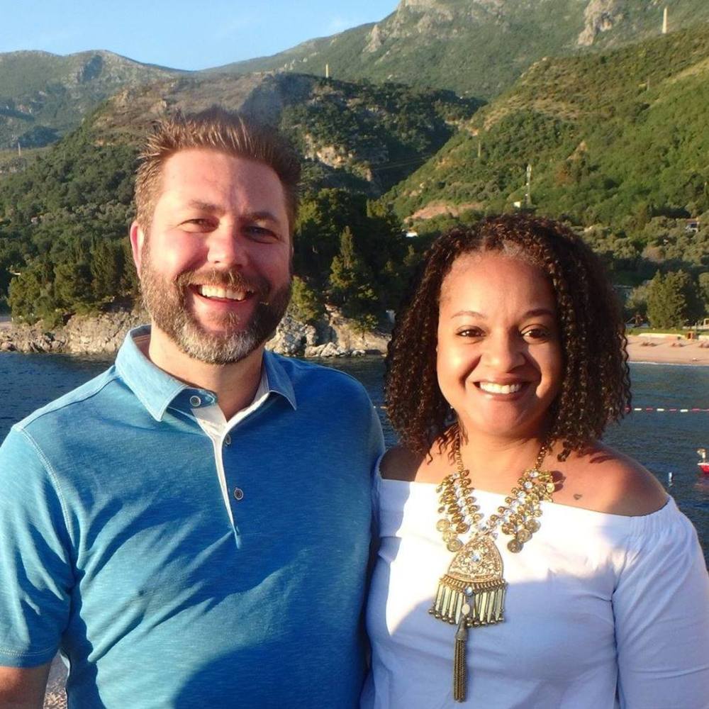 Meet your Posher, Dedee